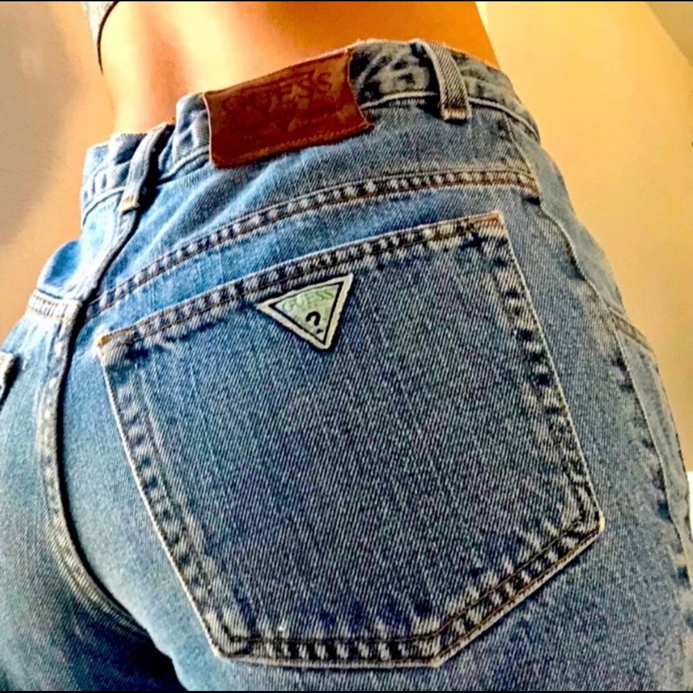 Guess VINTAGE High Rise Mom Jeans Size 32